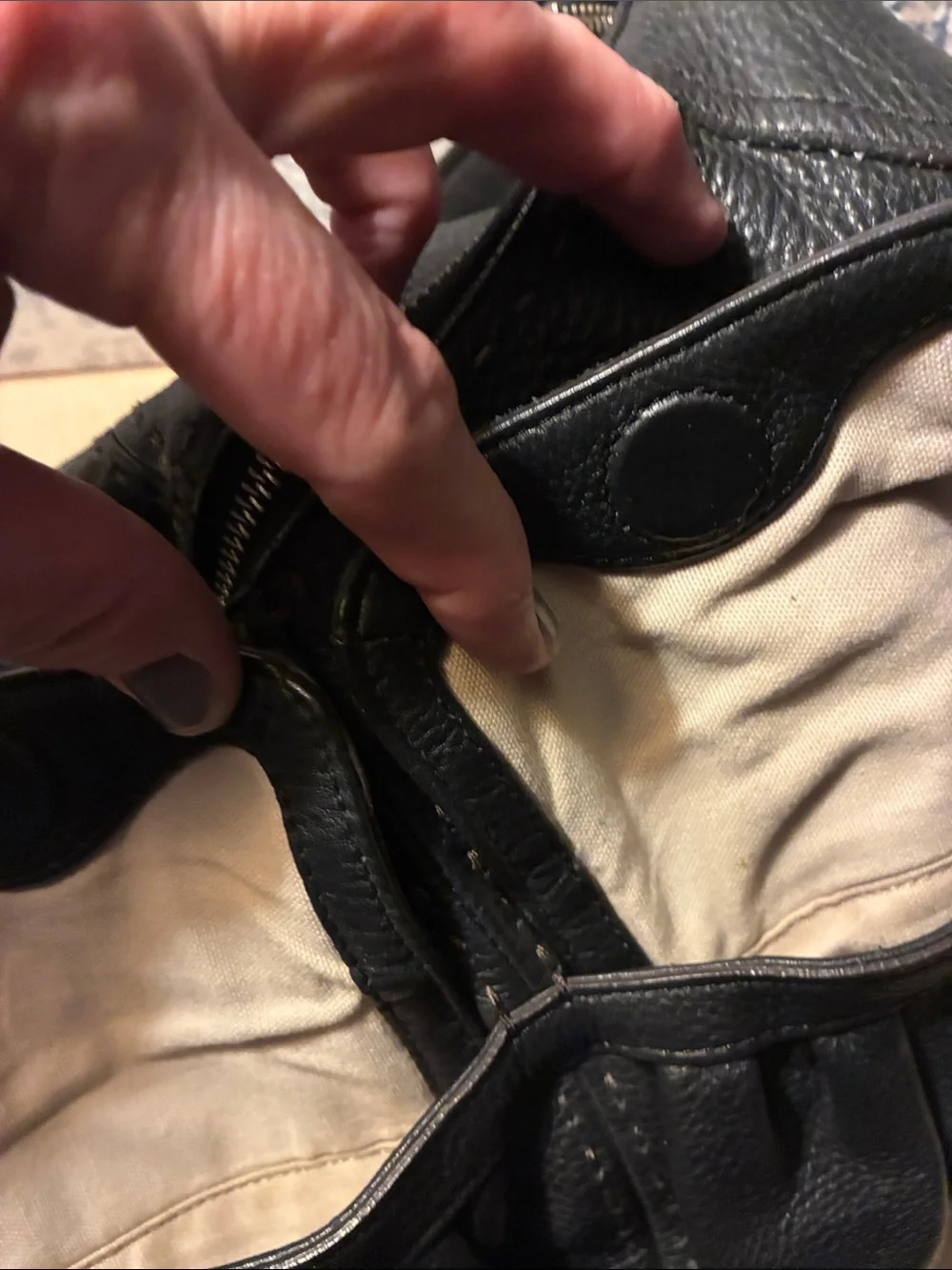 Genuine Cole Haan Black Leather Shoulder Bag - Classic Women's Hobo Minimalist